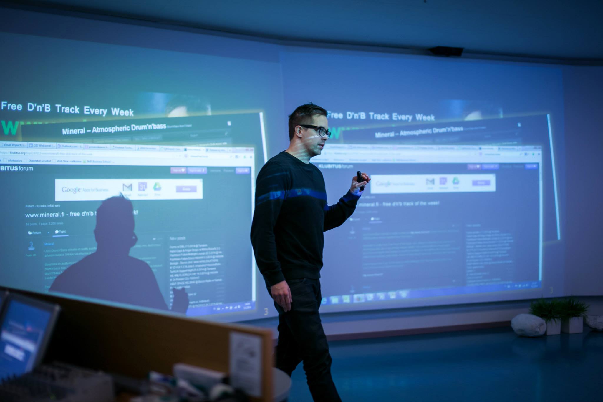 Ilkka Kurkela lecturing Digital Marketing at Laurea University of Applied Sciences